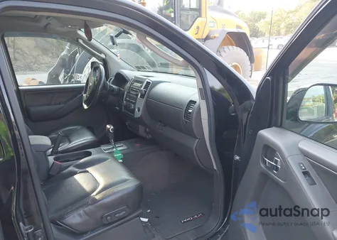 2010 Nissan Frontier Pro-4X z USA, uszkodzony, nr VIN 1N6AD0EV7AC409641